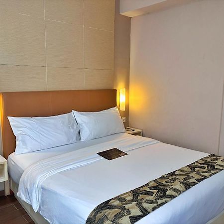 Terraz Tree Hotel Jakarta Exterior photo