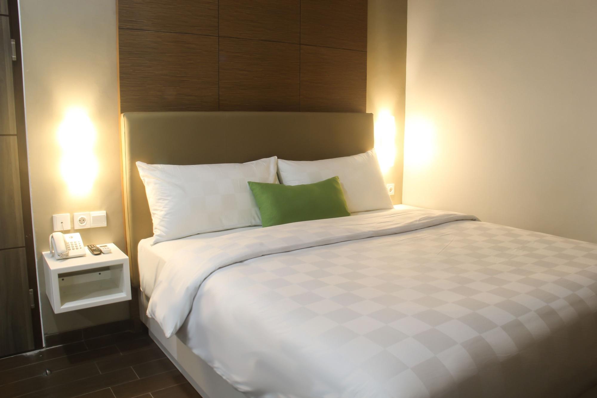 Terraz Tree Hotel Jakarta Exterior photo
