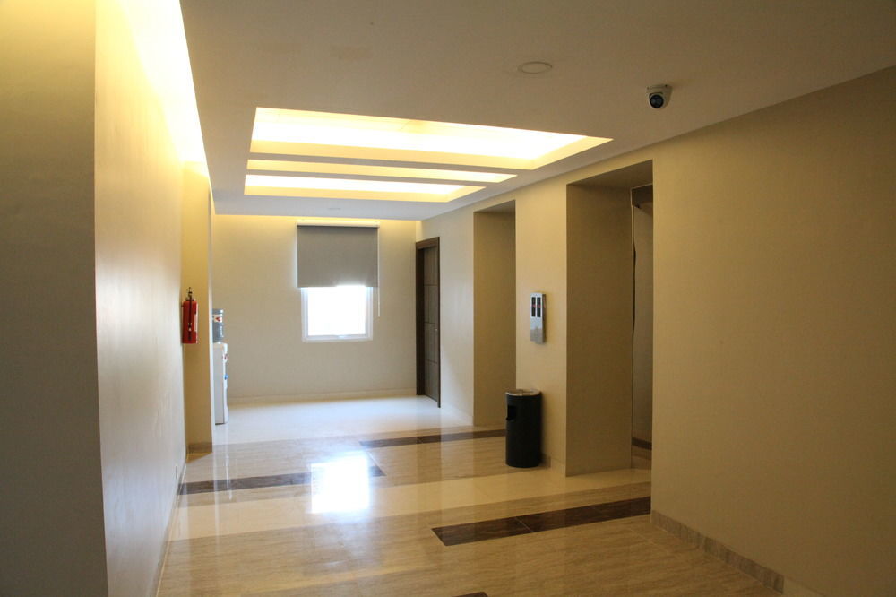 Terraz Tree Hotel Jakarta Exterior photo